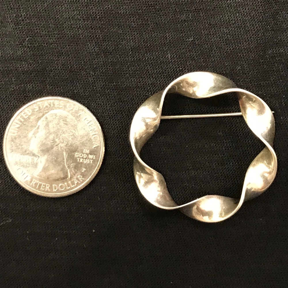 James Avery twist pin RETIRED